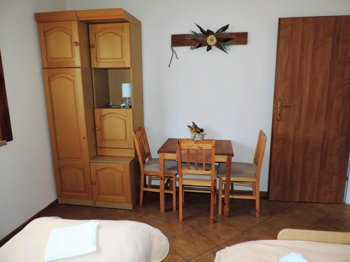 Jacek I Agatka Guest House Ustka Exterior photo