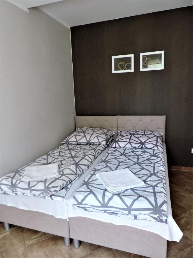 Jacek I Agatka Guest House Ustka Exterior photo