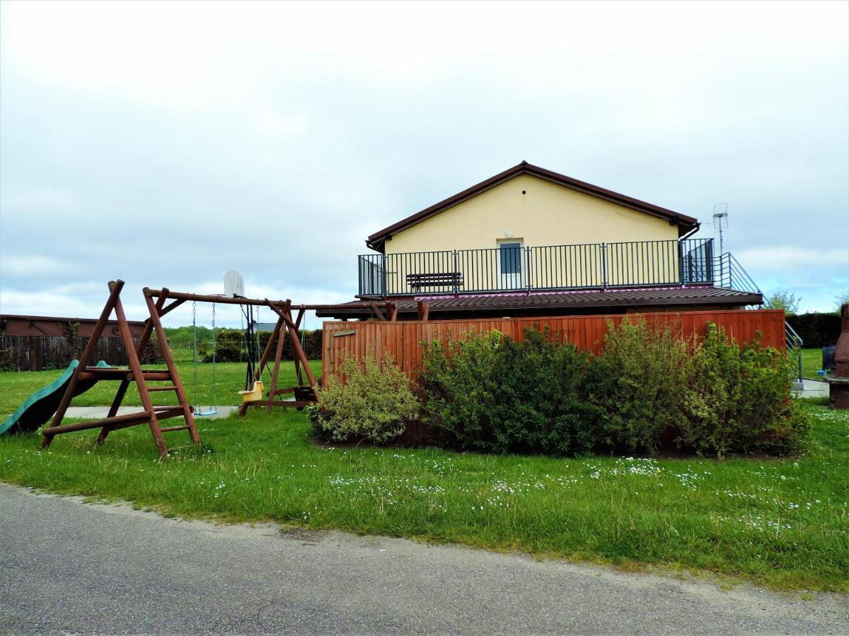Jacek I Agatka Guest House Ustka Exterior photo