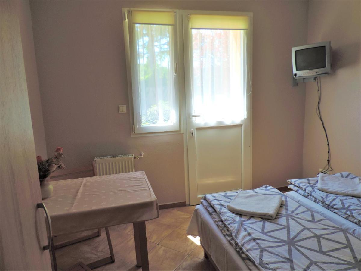 Jacek I Agatka Guest House Ustka Exterior photo